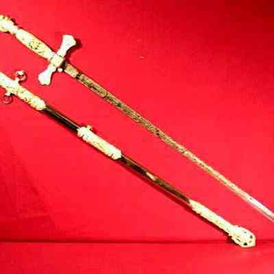 Sword: Commandery sword with leather case belonging to Charles E. Reich, Bellair, Ohio