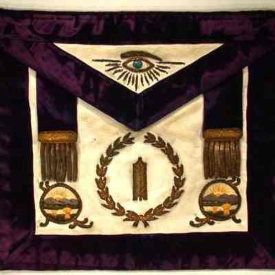 Apron: Grand Lodge apron, Junior Grand Warden