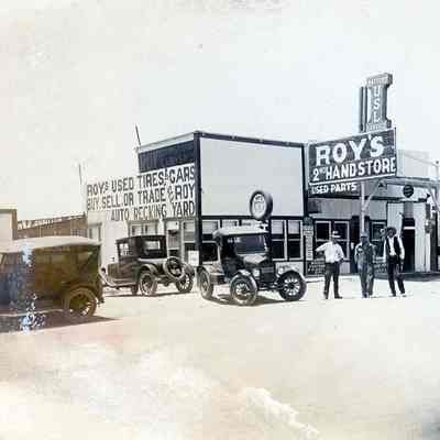 Roy's Service Station