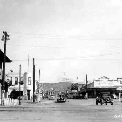4th and Front Sts.