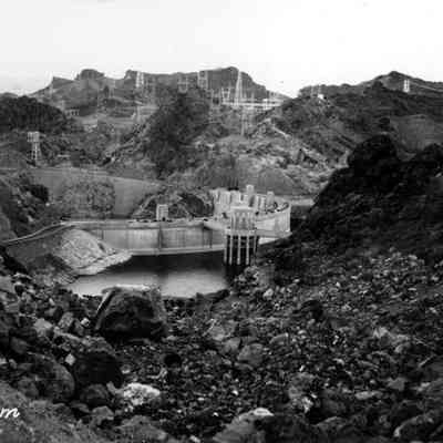 Overview of Hoover Dam.