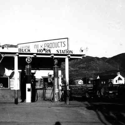 Union 76 Gas Station, Chloride, AZ