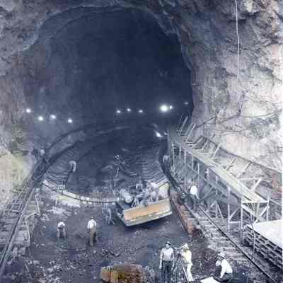 Hoover Dam, Tunnel #3 during construction.