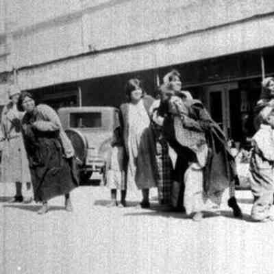 Indian women on Front St.