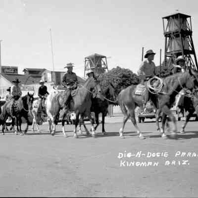 Dig-N-Dogie Parade - 1947