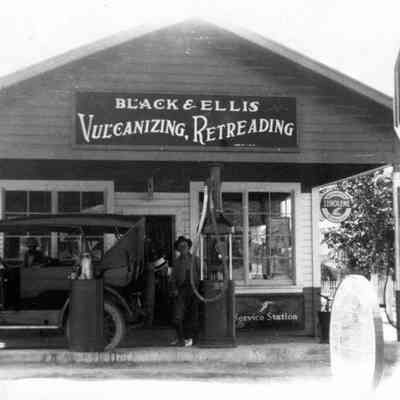 Black & Ellis Filling Station, Kingman, AZ