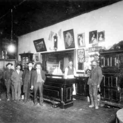 Saloon on 4th St.