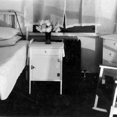 Patient room at Mohave County General Hospital.