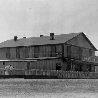 Carpenters Hotel