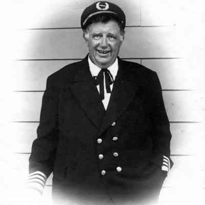 Andy Devine as Captain Andy