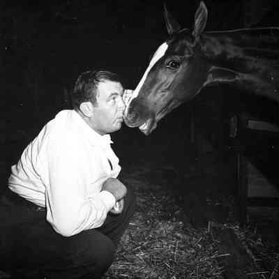 Andy Devine and horse