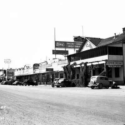 Commercial Hotel