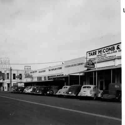 A panoramic view of Front St.