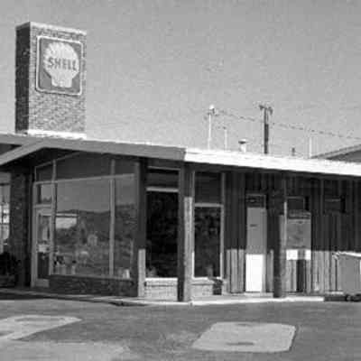 Shell Station on Highway 93