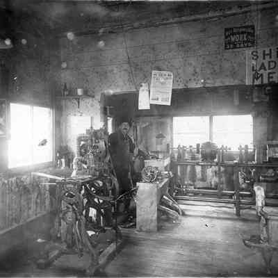 Old Shoe Shop