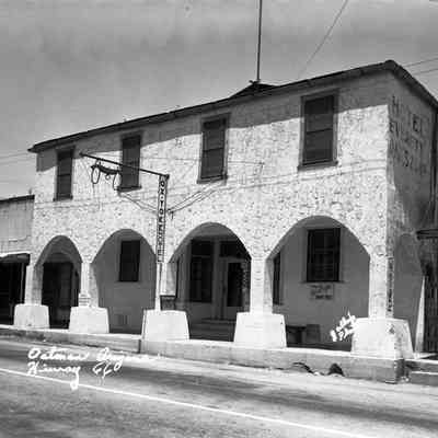 Ox Yoke Hotel