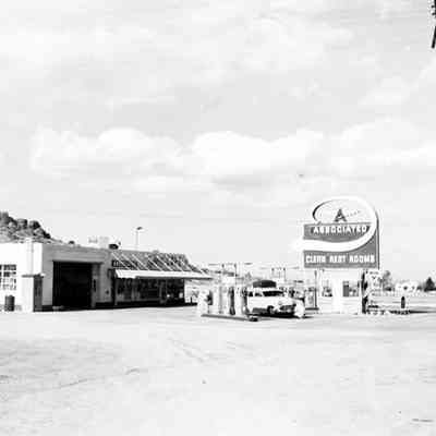 Associated Gas station; Tydway Cafe