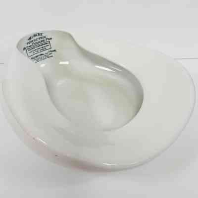 Meinecke Bedpan, "Perfection", c. 1910