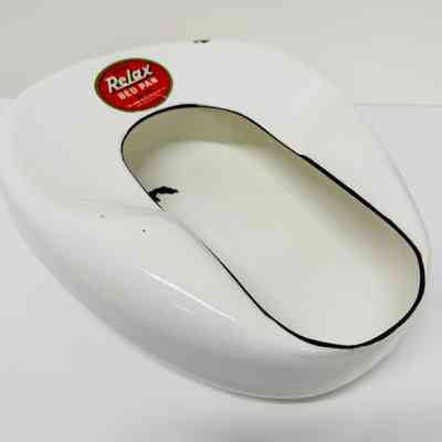 Jones "Relax" Bedpan, 1930s-1950s