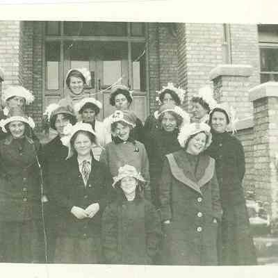Hopewell Hospital Nurses at Easter, 1913