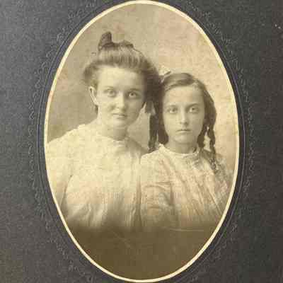 Ethel and Mabel Free Photograph