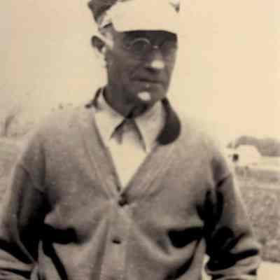 Rube Voelker