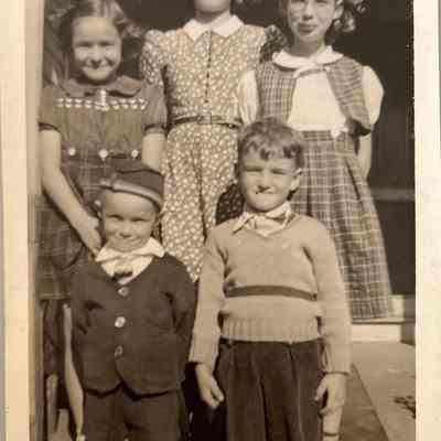 Beamer Family Children Photograph