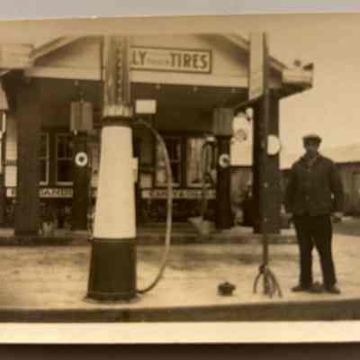 Beaver Valley Service Station
