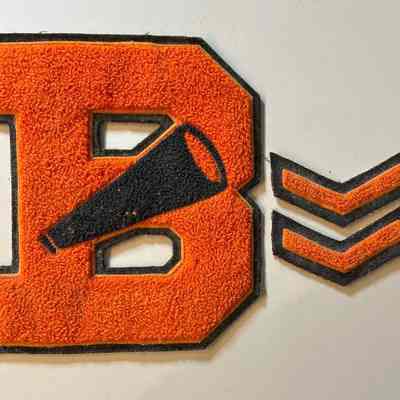 Beaver High School Cheerleading Letter & Stripes
