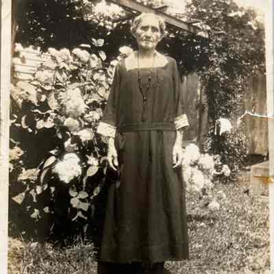 Maggie Swan Photograph