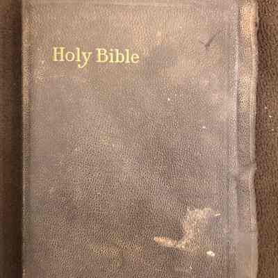 Holy Bible Belonging to Lillie Lightle of Pike County, Ohio.