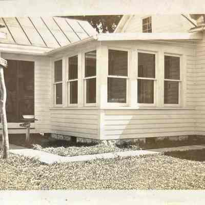 Mae Beekman Home Photograph