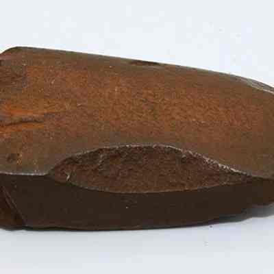 Small adze: Original size: 3.5 cm (L) x 2 cm (W); Original format: Artifact; Resolution: 200 dpi