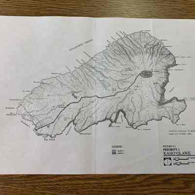 Priority 1 Kaho'olawe Map: Origsize: 17" x 11"; Origformat: Document; Resolution: 72 dpi
