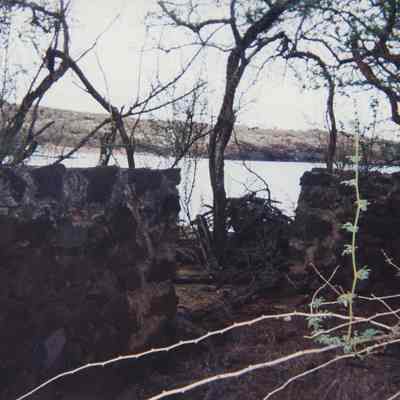 Rock walls at Kuheia Ranch near Kuheia Bay