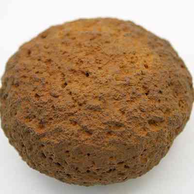 Closeup of hammerstone: Original size: 6.71 cm (diameter); Original format: Artifact; Resolution: 150 dpi