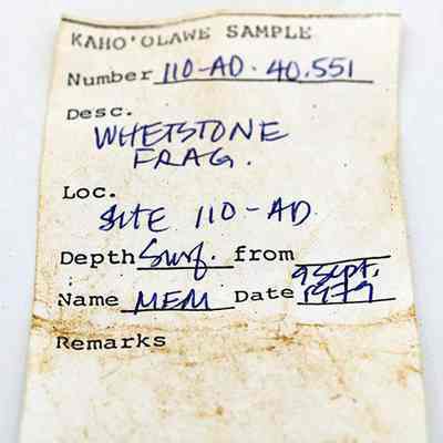 Artifact slip for whetstone (hoana) fragments: The image depicts an artifact slip labeled "Kaho'olawe Sample," detailing a whetstone (hoana) fragment from "Site 110-AD."