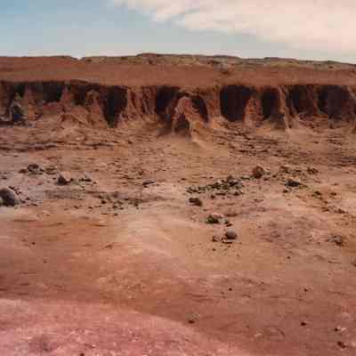 Elevated hardpan terrain