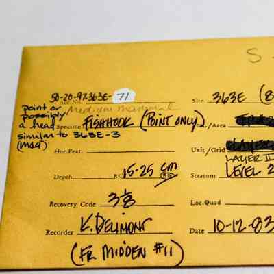Manila artifact envelope for a point of a fishhook (makau)