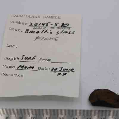Basaltic glass flake