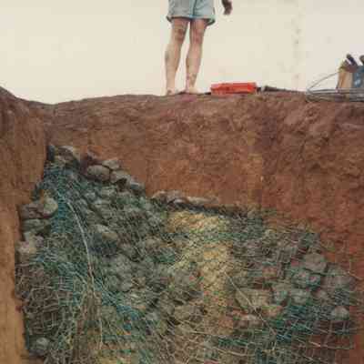 Head of check dam