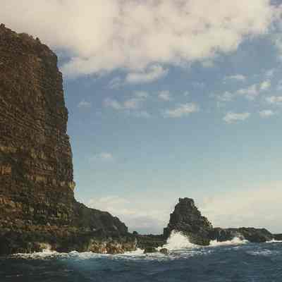 Lae O Kaule-coastal shot