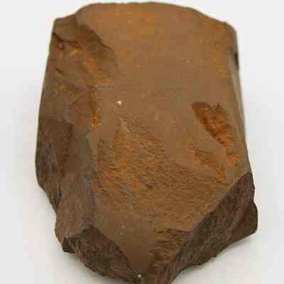 Lengthwise view of basalt adze fragment: Origsize: 6.84 cm (l); Origformat: Artifact; Resolution: 200 dpi