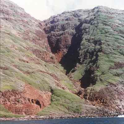 Keoneuli Beach and Kaukamaka Gulch