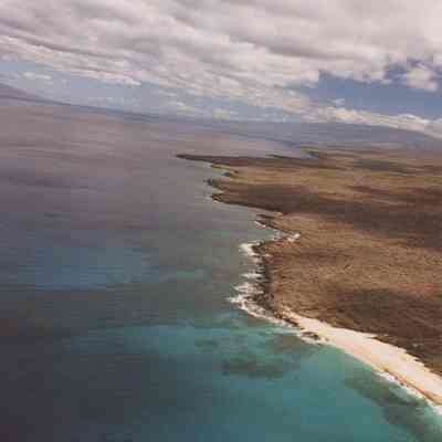 Aerial view of Kealaikahiki and Honoko'a 'Ili