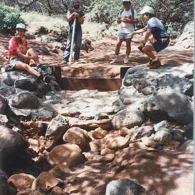 Hakioawa Stream gaging station wier