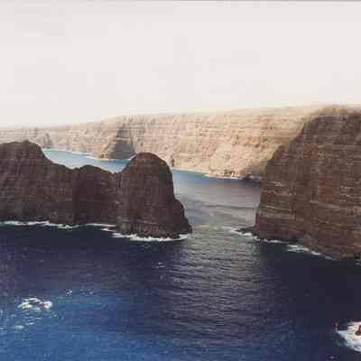 Aerial view of the profile of Pu'ukoa'e