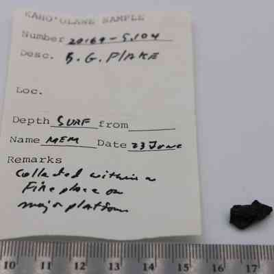 Basaltic glass flake