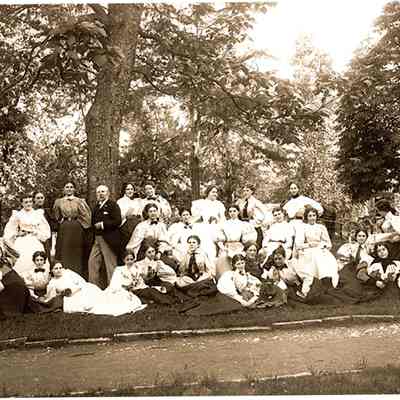 Beaumont College Graduates