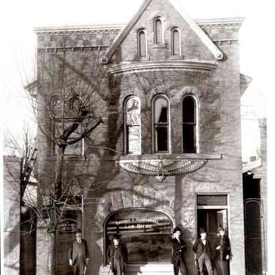 123 Short Street